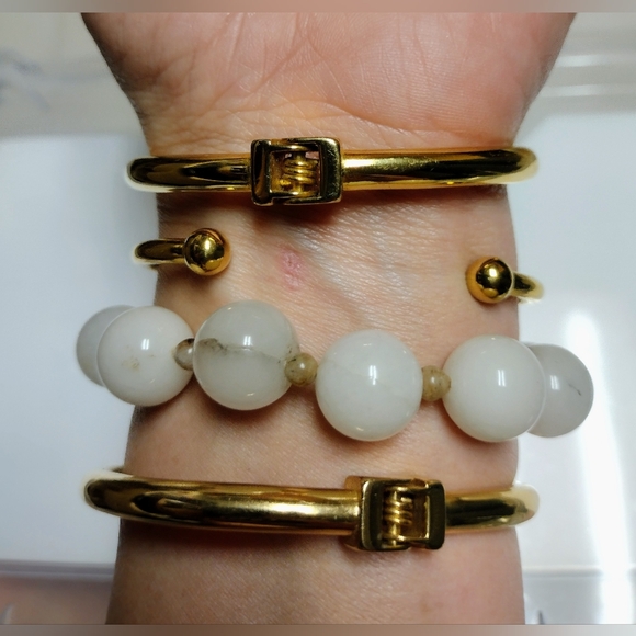 Kinsley armelle designer bracelet set - Picture 3 of 15